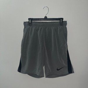 Men's Nike 9" Dri-Fit Shorts - Size Small